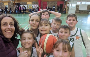 Victoire des U11 à Noailles 33-18